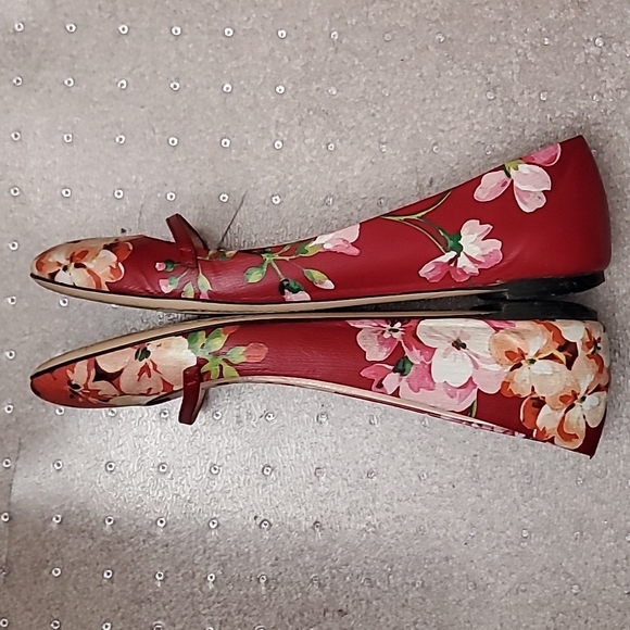 Gucci bloom flats in red - Picture 3 of 6